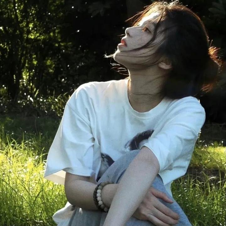 财富、年轻和美貌